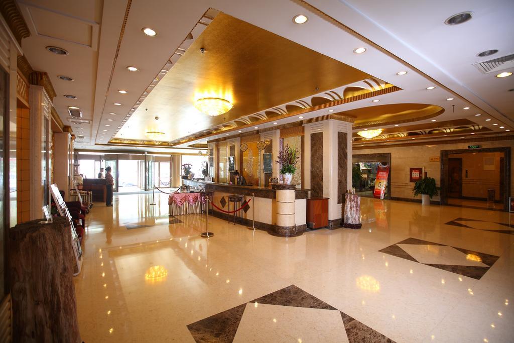 Qingdao Sanfod Hotel Exteriör bild